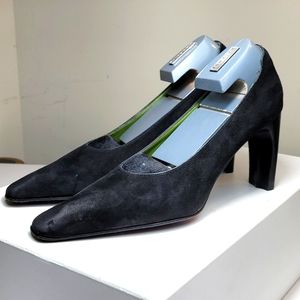 Donald Pliner Liza black suede pumps size 7M